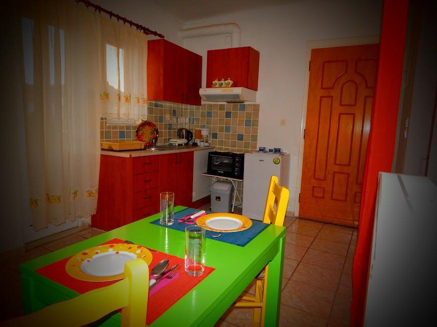 Small Country Apartment In Триполис Екстериор снимка