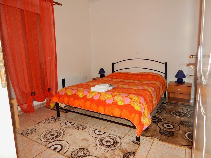 Small Country Apartment In Триполис Екстериор снимка